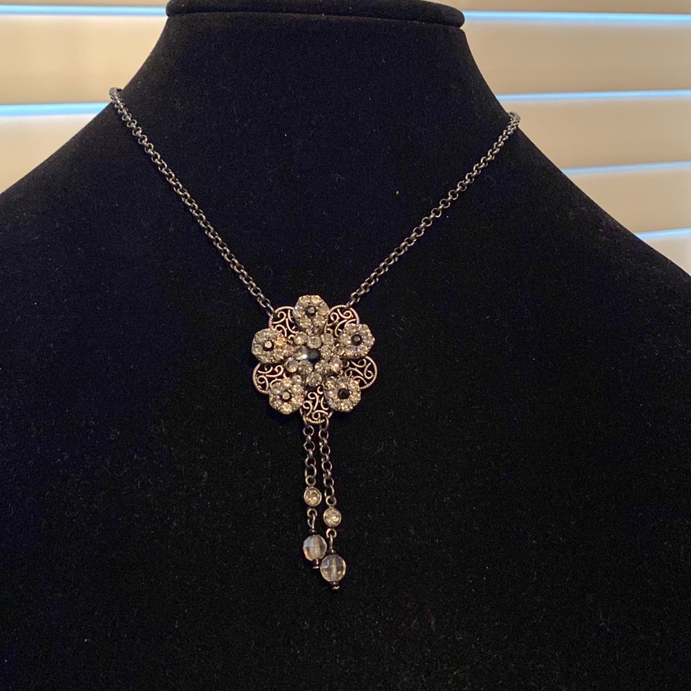 Dressy necklace